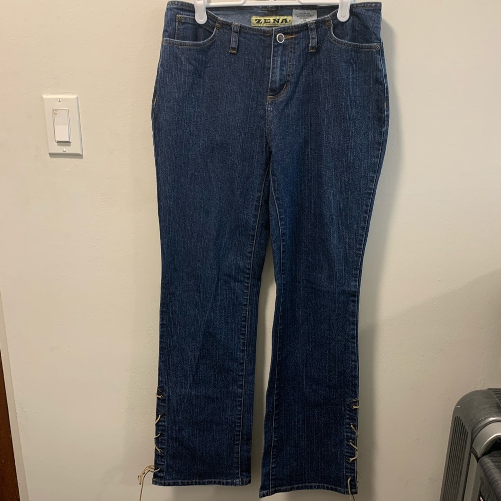 Zena Women’s Bootcut Jeans with Lace